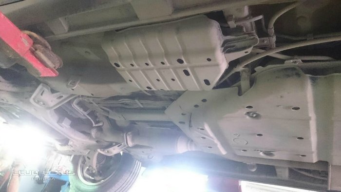 Продам клубный RX 400H черный на черном 2008 г. рестайлинг. Продам клубный RX 400H черный на черном 2008 г. рестайлинг.