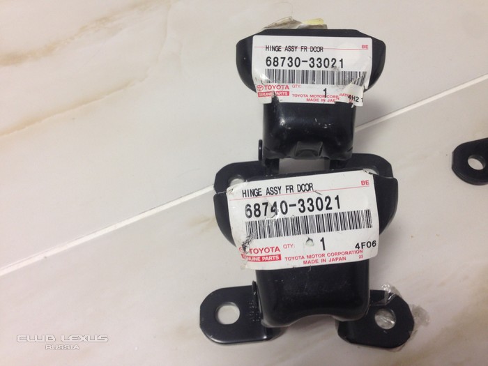 Петли передних дверей RX300/330 Петли передних дверей RX300/330