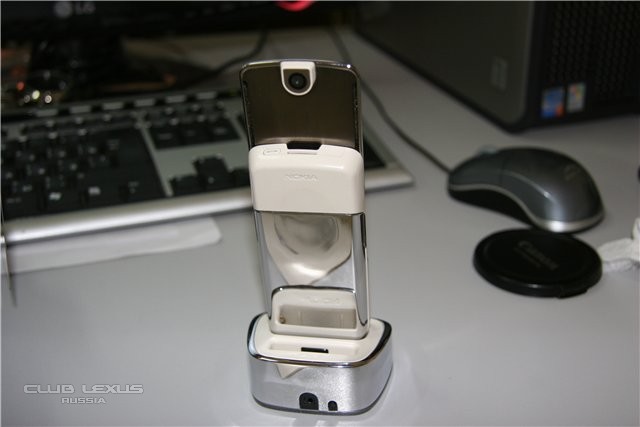 Продам Nokia 8800 Sirocco Silver Продам Nokia 8800 Sirocco Silver