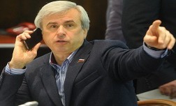 В Госдуме намерены запретить инспекторам ГИБДД иметь с собой В Госдуме намерены запретить инспекторам ГИБДД иметь с собой