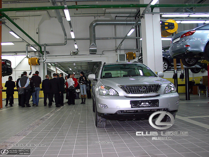 В Москве открыт крупнейший в Европе центр Lexus В Москве открыт крупнейший в Европе центр Lexus