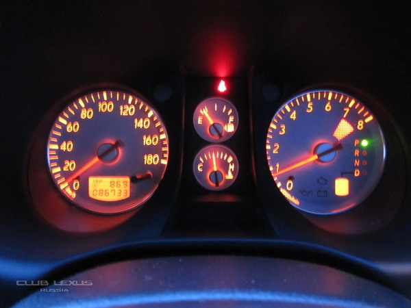 Mitsubishi Airtrek TurboR (2002 г.в. 2.0 л. 240 сил 4WD) Mitsubishi Airtrek TurboR (2002 г.в. 2.0 л. 240 сил 4WD)