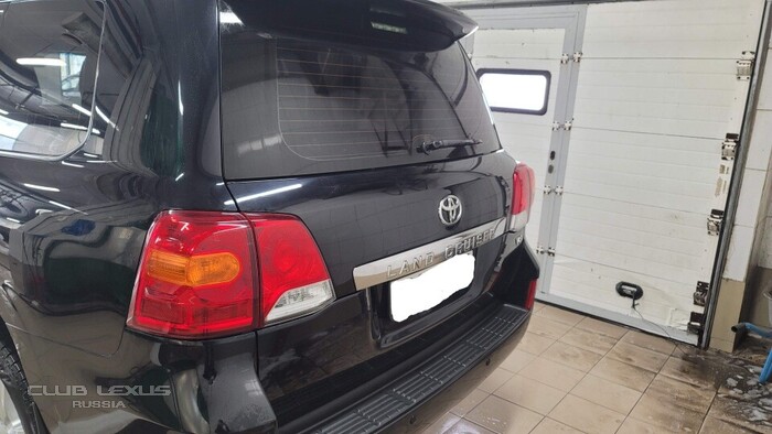 ПРОДАМ Toyota Land Cruiser 200 2012 черный дизель 109000 км ПРОДАМ Toyota Land Cruiser 200 2012 черный дизель 109000 км