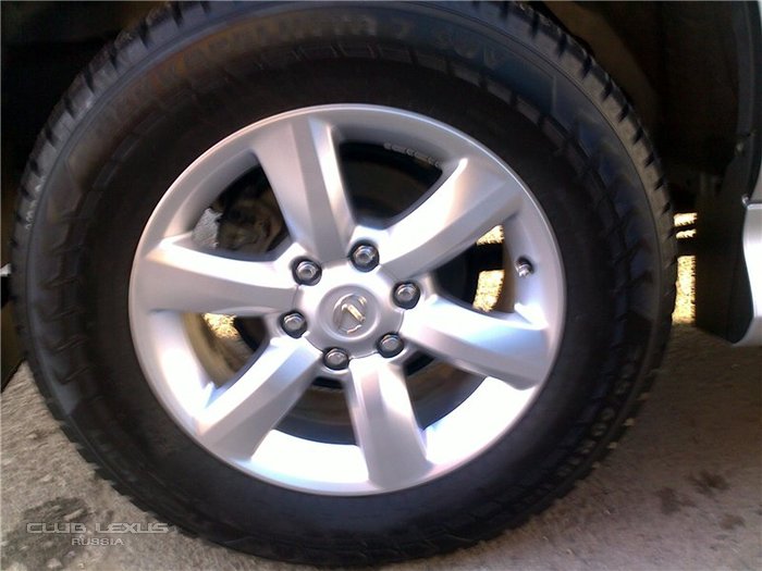Продам комплект R18 с зимней резиной на Lexus GX. Продам комплект R18 с зимней резиной на Lexus GX.