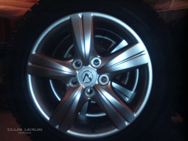Продаётся комплект колёс для Lexus GS II. Продаётся комплект колёс для Lexus GS II.
