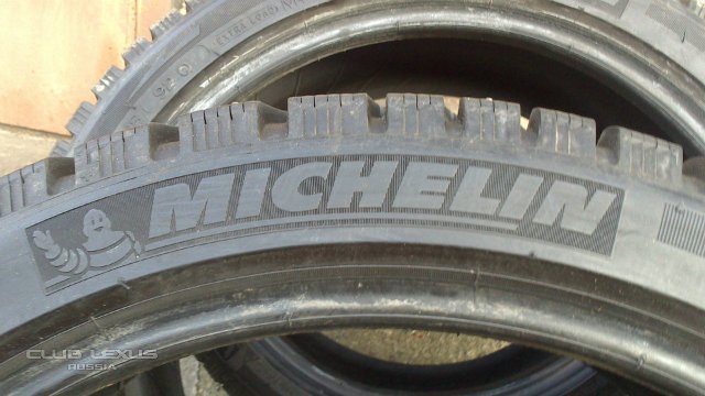 Продам, зимняя резина IS250 Michelin 225/40r18 Продам, зимняя резина IS250 Michelin 225/40r18