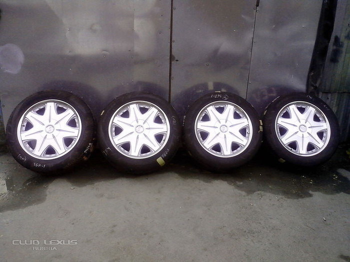 Комплект колес Rays A/X R20 6H139 с резиной Комплект колес Rays A/X R20 6H139 с резиной