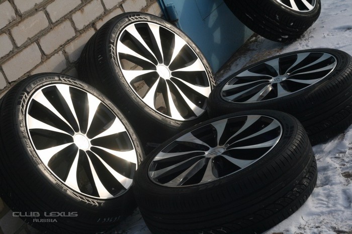 Продам 19е RAYS BLACK FLEET на жирном лете 225/45R19 Продам 19е RAYS BLACK FLEET на жирном лете 225/45R19