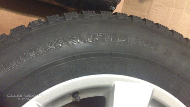 продам зима шипы Nokian Hakka-5 285/60r18 продам зима шипы Nokian Hakka-5 285/60r18