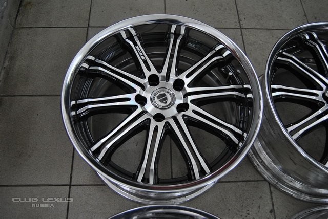 Разноширокие WORK Schwert SC1 R18 с новой рез. Hankook R-S3 Разноширокие WORK Schwert SC1 R18 с новой рез. Hankook R-S3