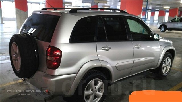 Продам рав4 поколение 2 год 2004 серебро 115840км Продам рав4 поколение 2 год 2004 серебро 115840км