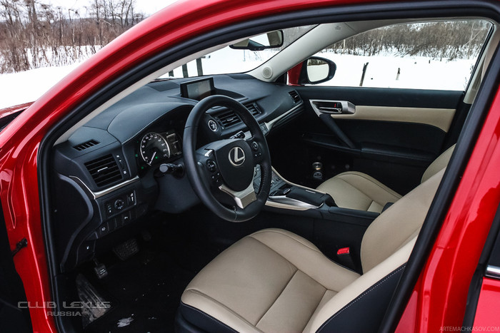 Тест-драйв Lexus CT200h Тест-драйв Lexus CT200h