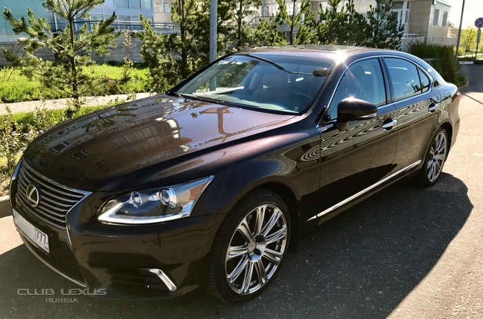 Продаю свой Lexus LS460 AWD 2014 г.в. Продаю свой Lexus LS460 AWD 2014 г.в.