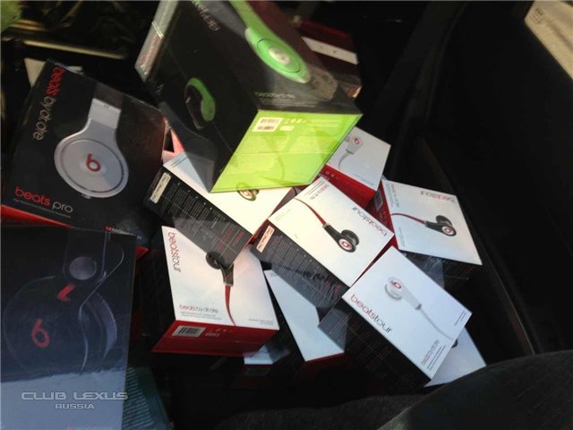 Продам Наушники Monster Beats Продам Наушники Monster Beats