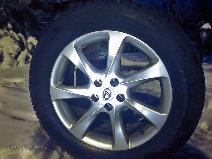 Колеса R18 в сборе с Hakkapeliitta 7 SUV на Lexus RX-350 б/у Колеса R18 в сборе с Hakkapeliitta 7 SUV на Lexus RX-350 б/у