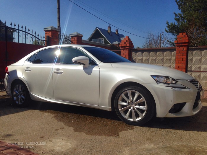 Продаю Lexus IS250 2014г (Киров) Продаю Lexus IS250 2014г (Киров)