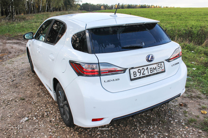 Lexus CT 200h - клубный тест-драйв Lexus CT 200h - клубный тест-драйв