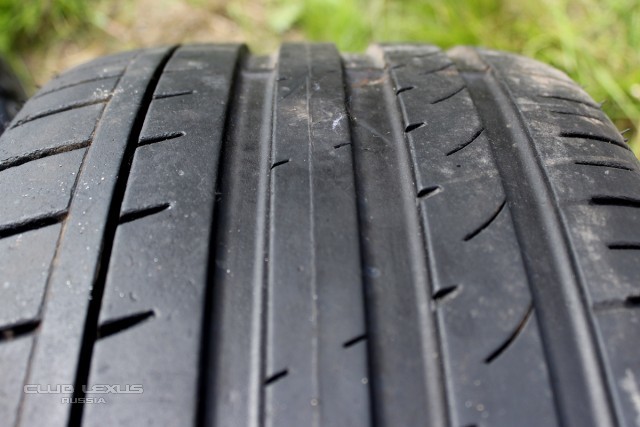 Продам резину 245/45/19 Falken почти новая 2016 г.в. Продам резину 245/45/19 Falken почти новая 2016 г.в.