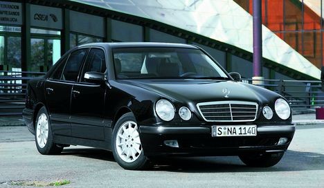 mercedes C-klass(w204) mercedes C-klass(w204)