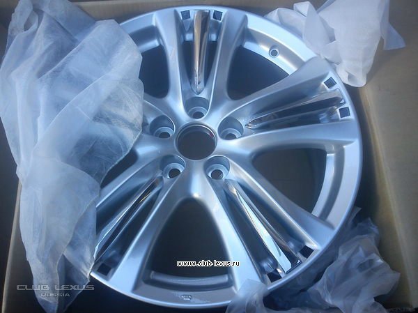 продам НОВЫЕ диски Lexus GS450H r18 -оригинал. продам НОВЫЕ диски Lexus GS450H r18 -оригинал.