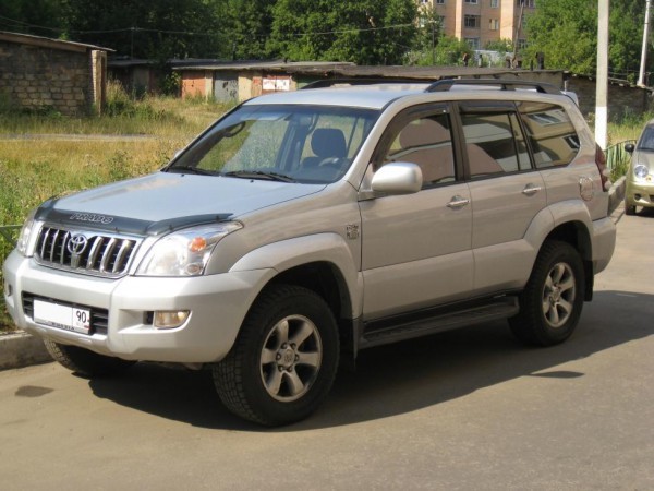 Продаю тоета прадо 120 кузов. Продаю тоета прадо 120 кузов.