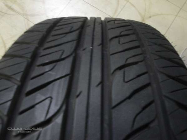 Продам комплект летней резины DUNLOP Grandtrek R18-265/60 Продам комплект летней резины DUNLOP Grandtrek R18-265/60