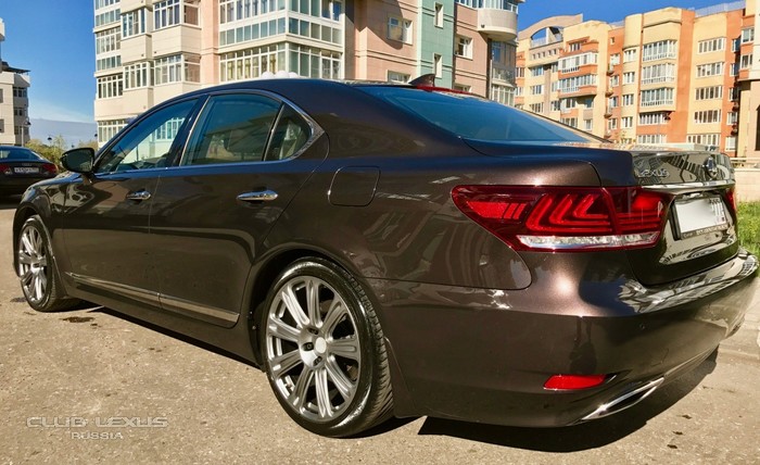 Продаю свой Lexus LS460 AWD 2014 г.в. Продаю свой Lexus LS460 AWD 2014 г.в.