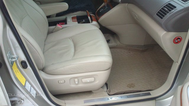 Продам Lexus RX300 (rx2) бежевый (850т.руб. 135т.км). Продам Lexus RX300 (rx2) бежевый (850т.руб. 135т.км).