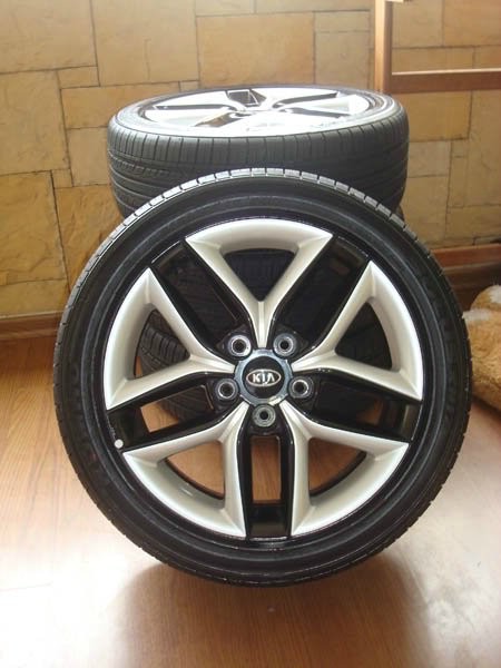 продам диски R17 5x114.3 с резиной 16т.р. продам диски R17 5x114.3 с резиной 16т.р.
