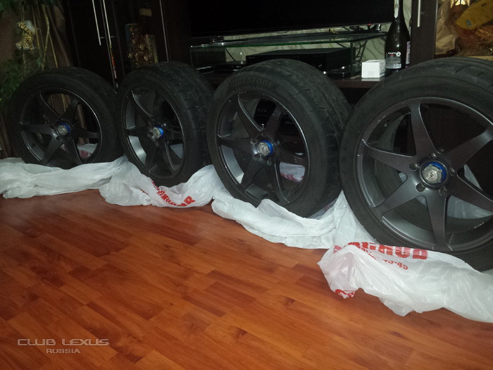 Продам Rays SS6 + Bridgestone Potenza RE-11 235/45 R17 МСК Продам Rays SS6 + Bridgestone Potenza RE-11 235/45 R17 МСК