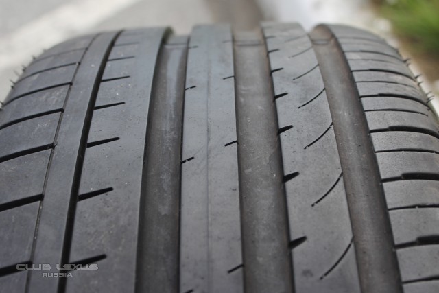 Продам резину 245/45/19 Falken почти новая 2016 г.в. Продам резину 245/45/19 Falken почти новая 2016 г.в.