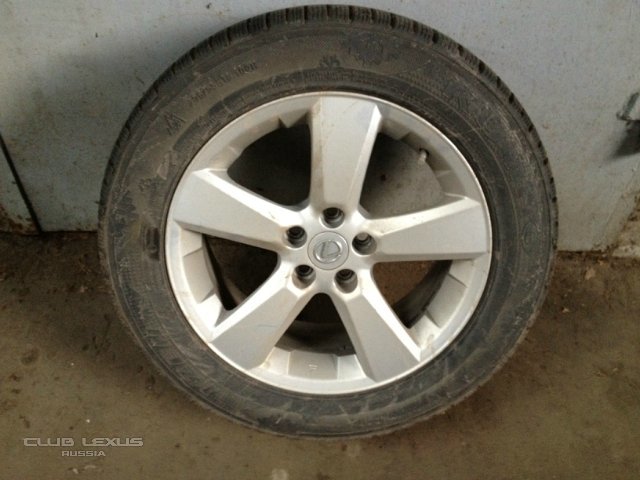 Продам колёса (зимняя резина+диски) R18/235/55 от Rx 330 Продам колёса (зимняя резина+диски) R18/235/55 от Rx 330