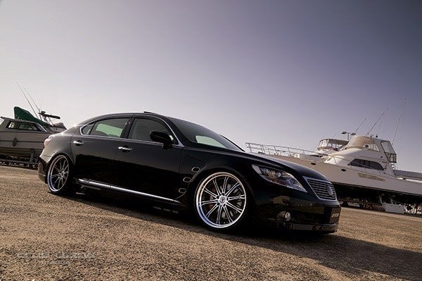 Разноширокие WORK Schwert SC1 R18 с новой рез. Hankook R-S3 Разноширокие WORK Schwert SC1 R18 с новой рез. Hankook R-S3