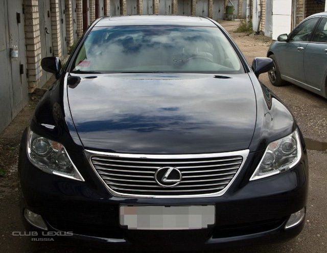 Продам Lexus LS460 long 2008 58 т. км. Продам Lexus LS460 long 2008 58 т. км.