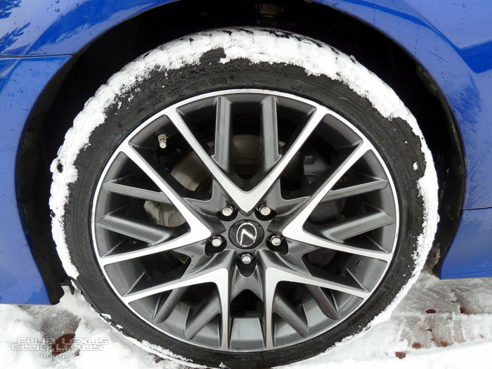 Обзор Lexus RC 350 ... F sport! Дьявол кроется в деталях. Обзор Lexus RC 350 ... F sport! Дьявол кроется в деталях.