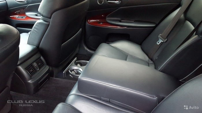 GS300 RWD дорестайл в отличном состоянии GS300 RWD дорестайл в отличном состоянии