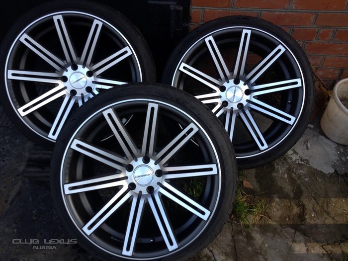 Продам б/у комплект VOSSEN R20 Продам б/у комплект VOSSEN R20