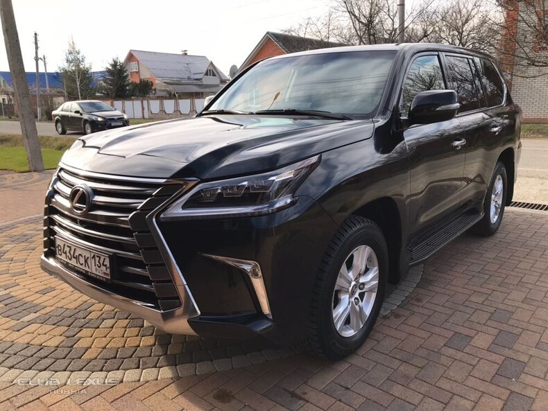  Lexus LX450d 16 