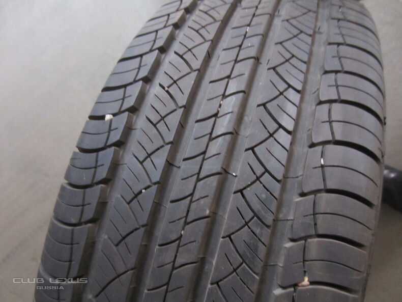     MICHELIN Latitude Tour HP.235.