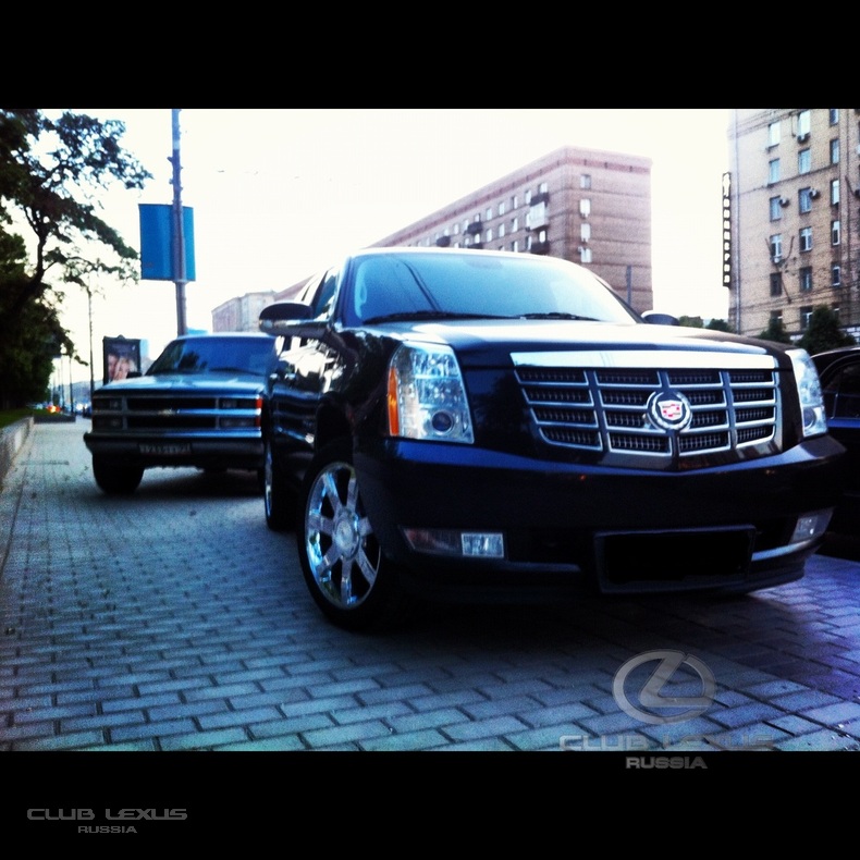  Cadillac Escalade