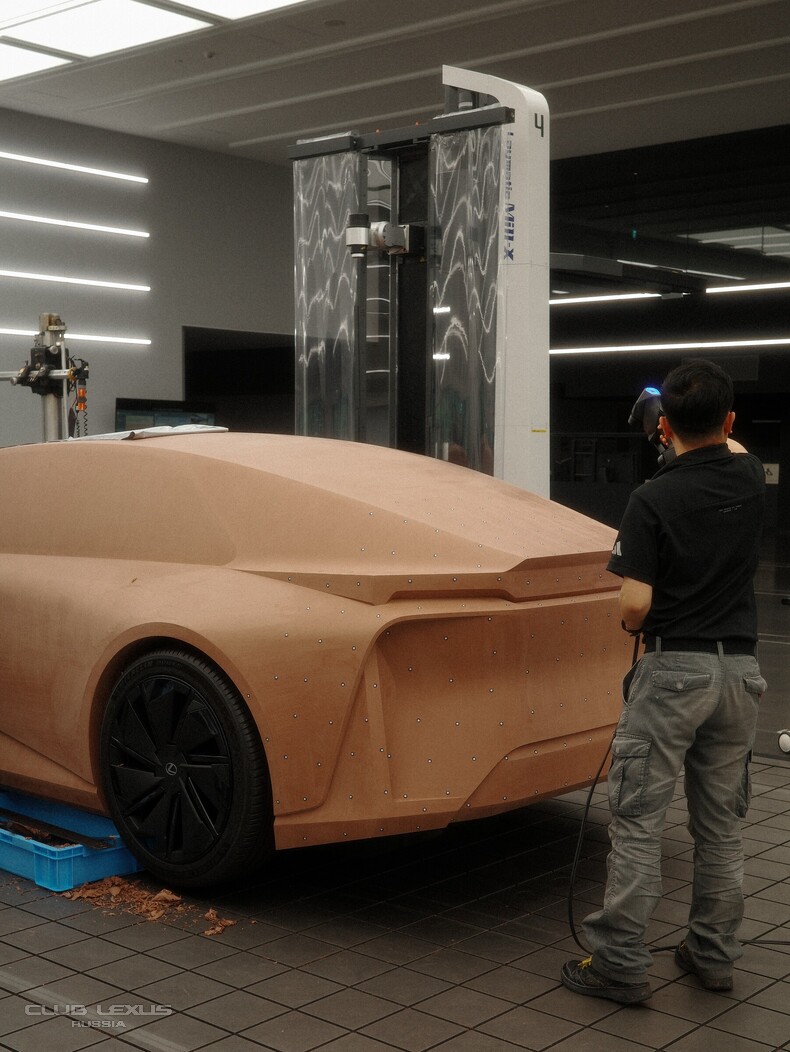 ���� Lexus ������ ����.  ������� LF-ZC - ����������.