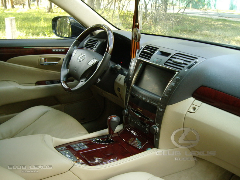 SALE: 2008 Lexus LS460Long