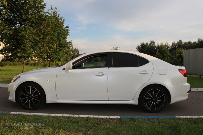  Lexus IS250 (2007) 