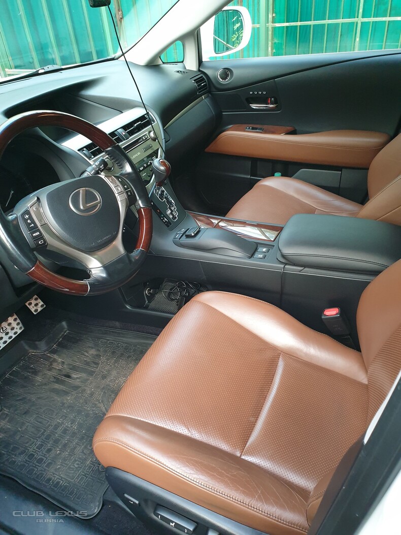 Lexus RX 450h 2013   8000 