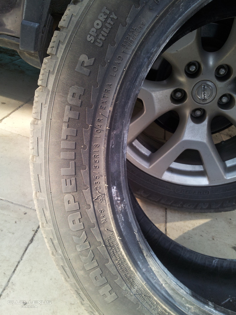  Nokian Hakkapelita R SUV 235/55 R18 2 