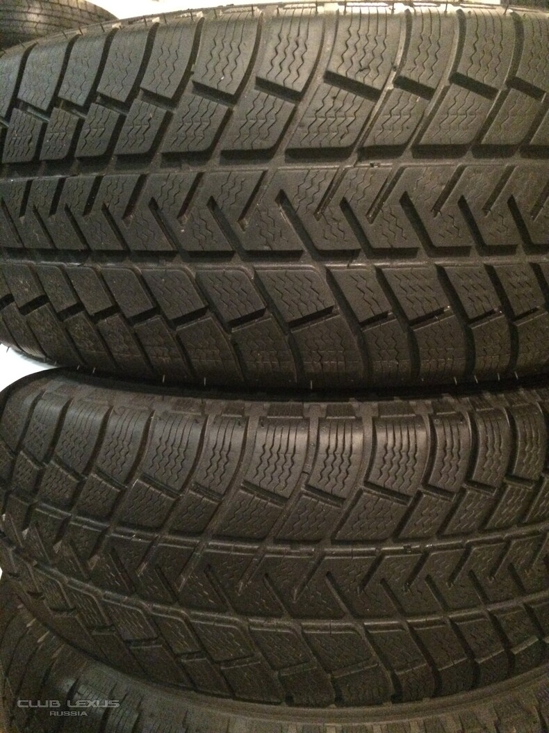  2    235/60/R18 Nokian  Michelin