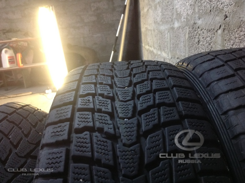    Dunlop Graundtrek 235/55 R 18