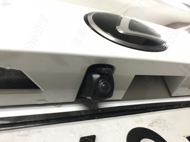 Камера заднего вида Lexus NX