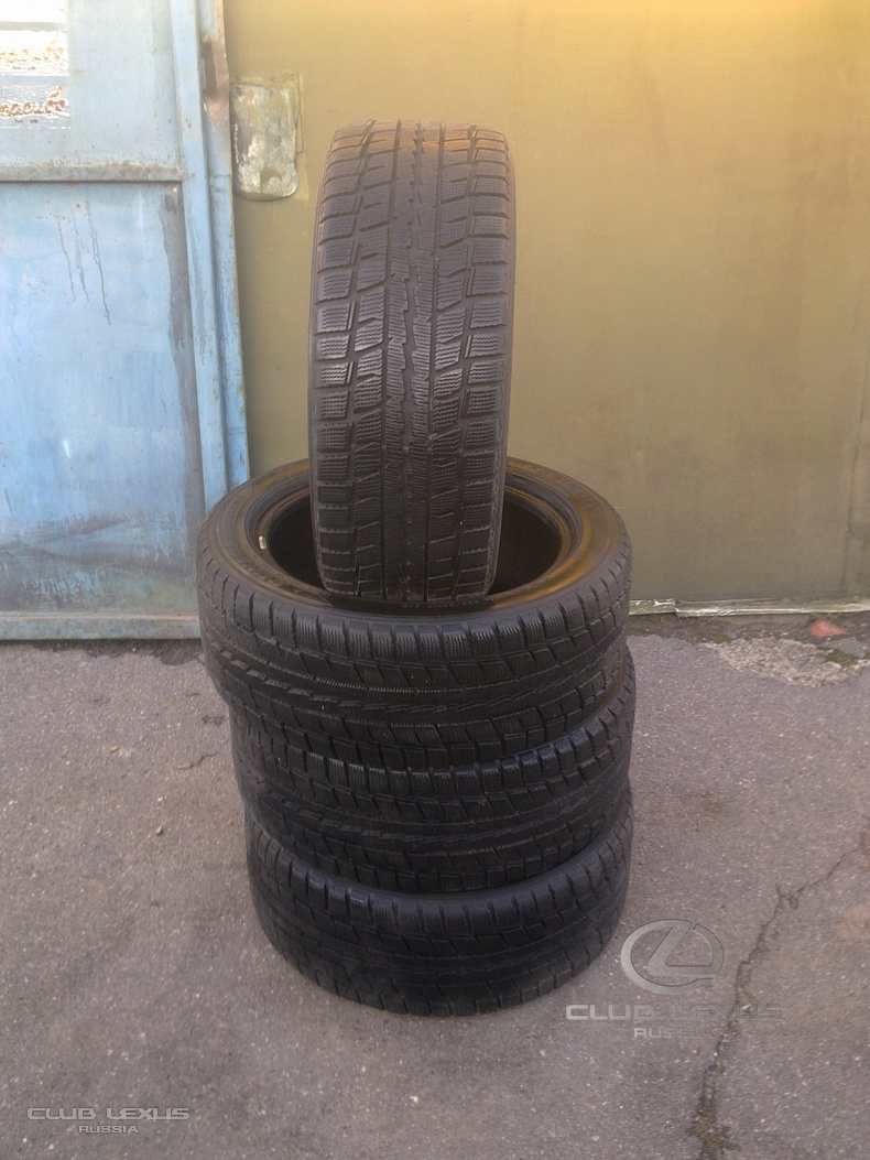   Dunlop Graspic DS2 22550 R17