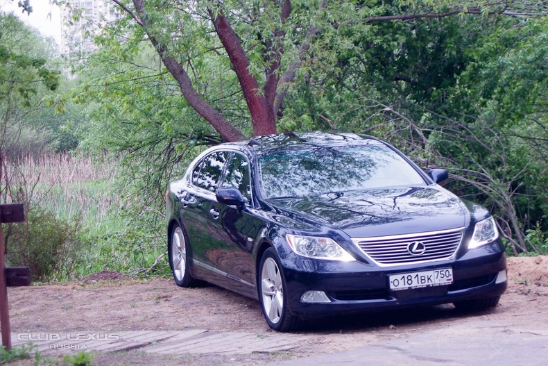  Lexus LS IV 460 L 4.6 AT (380 ..)  